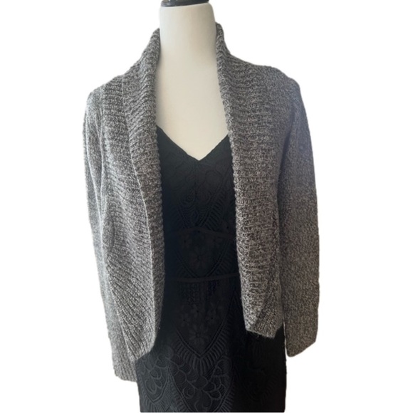 Dynamite Shawl Open Collar Cropped Cardigan Brand New! - Picture 2 of 14